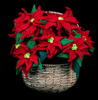 Poinsettia Holiday Décor Crochet Pattern